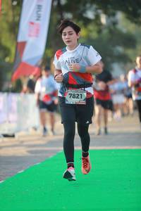 BIB: 7821
                            <button type="button" onclick="openModal(6453378)" class="btn btn-primary btn-sm float-right btn-popup" data-toggle="modal" data-target=".modal-high-quality">
                        <i class="fas fa-shopping-cart"></i> Add to Cart
                    </button>
                                            <button type="button" onclick="isThisMe(6453378, true)" class="btn btn-success btn-sm float-right btn-popup btn-isme hidden" data-toggle="tooltip" data-placement="bottom" title="นี่คือรูปของคุณใช่ไหม คลิกที่นี่เพื่อเอาเข้าอัลบั้ม">
                        <i class="fas fa-plus"></i> Add to album
                    </button>
                    <button type="button" onclick="isThisMe(6453378, false)" class="btn btn-warning btn-sm float-right btn-popup btn-isnotme hidden">
                        <i class="fas fa-ban"></i> Remove from album
                    </button>