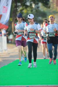 BIB: 6450, 6678, 6344
                            <button type="button" onclick="openModal(6453421)" class="btn btn-primary btn-sm float-right btn-popup" data-toggle="modal" data-target=".modal-high-quality">
                        <i class="fas fa-shopping-cart"></i> Add to Cart
                    </button>
                                            <button type="button" onclick="isThisMe(6453421, true)" class="btn btn-success btn-sm float-right btn-popup btn-isme hidden" data-toggle="tooltip" data-placement="bottom" title="นี่คือรูปของคุณใช่ไหม คลิกที่นี่เพื่อเอาเข้าอัลบั้ม">
                        <i class="fas fa-plus"></i> Add to album
                    </button>
                    <button type="button" onclick="isThisMe(6453421, false)" class="btn btn-warning btn-sm float-right btn-popup btn-isnotme hidden">
                        <i class="fas fa-ban"></i> Remove from album
                    </button>