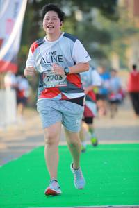 BIB: 7703
                            <button type="button" onclick="openModal(6453145)" class="btn btn-primary btn-sm float-right btn-popup" data-toggle="modal" data-target=".modal-high-quality">
                        <i class="fas fa-shopping-cart"></i> Add to Cart
                    </button>
                                            <button type="button" onclick="isThisMe(6453145, true)" class="btn btn-success btn-sm float-right btn-popup btn-isme hidden" data-toggle="tooltip" data-placement="bottom" title="นี่คือรูปของคุณใช่ไหม คลิกที่นี่เพื่อเอาเข้าอัลบั้ม">
                        <i class="fas fa-plus"></i> Add to album
                    </button>
                    <button type="button" onclick="isThisMe(6453145, false)" class="btn btn-warning btn-sm float-right btn-popup btn-isnotme hidden">
                        <i class="fas fa-ban"></i> Remove from album
                    </button>