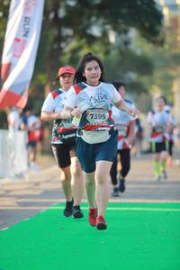 BIB: 7395
                            <button type="button" onclick="openModal(6452990)" class="btn btn-primary btn-sm float-right btn-popup" data-toggle="modal" data-target=".modal-high-quality">
                        <i class="fas fa-shopping-cart"></i> Add to Cart
                    </button>
                                            <button type="button" onclick="isThisMe(6452990, true)" class="btn btn-success btn-sm float-right btn-popup btn-isme hidden" data-toggle="tooltip" data-placement="bottom" title="นี่คือรูปของคุณใช่ไหม คลิกที่นี่เพื่อเอาเข้าอัลบั้ม">
                        <i class="fas fa-plus"></i> Add to album
                    </button>
                    <button type="button" onclick="isThisMe(6452990, false)" class="btn btn-warning btn-sm float-right btn-popup btn-isnotme hidden">
                        <i class="fas fa-ban"></i> Remove from album
                    </button>