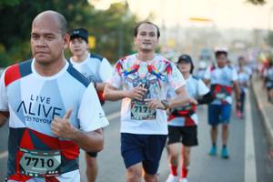 BIB: 717, 7710
                            <button type="button" onclick="openModal(6392090)" class="btn btn-primary btn-sm float-right btn-popup" data-toggle="modal" data-target=".modal-high-quality">
                        <i class="fas fa-shopping-cart"></i> Add to Cart
                    </button>
                                            <button type="button" onclick="isThisMe(6392090, true)" class="btn btn-success btn-sm float-right btn-popup btn-isme hidden" data-toggle="tooltip" data-placement="bottom" title="นี่คือรูปของคุณใช่ไหม คลิกที่นี่เพื่อเอาเข้าอัลบั้ม">
                        <i class="fas fa-plus"></i> Add to album
                    </button>
                    <button type="button" onclick="isThisMe(6392090, false)" class="btn btn-warning btn-sm float-right btn-popup btn-isnotme hidden">
                        <i class="fas fa-ban"></i> Remove from album
                    </button>