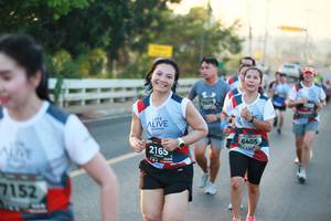 BIB: 6405, 2165, 7152
                            <button type="button" onclick="openModal(6394913)" class="btn btn-primary btn-sm float-right btn-popup" data-toggle="modal" data-target=".modal-high-quality">
                        <i class="fas fa-shopping-cart"></i> Add to Cart
                    </button>
                                            <button type="button" onclick="isThisMe(6394913, true)" class="btn btn-success btn-sm float-right btn-popup btn-isme hidden" data-toggle="tooltip" data-placement="bottom" title="นี่คือรูปของคุณใช่ไหม คลิกที่นี่เพื่อเอาเข้าอัลบั้ม">
                        <i class="fas fa-plus"></i> Add to album
                    </button>
                    <button type="button" onclick="isThisMe(6394913, false)" class="btn btn-warning btn-sm float-right btn-popup btn-isnotme hidden">
                        <i class="fas fa-ban"></i> Remove from album
                    </button>