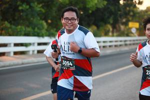 BIB: 3054
                            <button type="button" onclick="openModal(6394272)" class="btn btn-primary btn-sm float-right btn-popup" data-toggle="modal" data-target=".modal-high-quality">
                        <i class="fas fa-shopping-cart"></i> Add to Cart
                    </button>
                                            <button type="button" onclick="isThisMe(6394272, true)" class="btn btn-success btn-sm float-right btn-popup btn-isme hidden" data-toggle="tooltip" data-placement="bottom" title="นี่คือรูปของคุณใช่ไหม คลิกที่นี่เพื่อเอาเข้าอัลบั้ม">
                        <i class="fas fa-plus"></i> Add to album
                    </button>
                    <button type="button" onclick="isThisMe(6394272, false)" class="btn btn-warning btn-sm float-right btn-popup btn-isnotme hidden">
                        <i class="fas fa-ban"></i> Remove from album
                    </button>