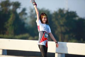 BIB: 389
                            <button type="button" onclick="openModal(6403317)" class="btn btn-primary btn-sm float-right btn-popup" data-toggle="modal" data-target=".modal-high-quality">
                        <i class="fas fa-shopping-cart"></i> Add to Cart
                    </button>
                                            <button type="button" onclick="isThisMe(6403317, true)" class="btn btn-success btn-sm float-right btn-popup btn-isme hidden" data-toggle="tooltip" data-placement="bottom" title="นี่คือรูปของคุณใช่ไหม คลิกที่นี่เพื่อเอาเข้าอัลบั้ม">
                        <i class="fas fa-plus"></i> Add to album
                    </button>
                    <button type="button" onclick="isThisMe(6403317, false)" class="btn btn-warning btn-sm float-right btn-popup btn-isnotme hidden">
                        <i class="fas fa-ban"></i> Remove from album
                    </button>