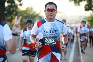 BIB: 2862, 128
                            <button type="button" onclick="openModal(6402316)" class="btn btn-primary btn-sm float-right btn-popup" data-toggle="modal" data-target=".modal-high-quality">
                        <i class="fas fa-shopping-cart"></i> Add to Cart
                    </button>
                                            <button type="button" onclick="isThisMe(6402316, true)" class="btn btn-success btn-sm float-right btn-popup btn-isme hidden" data-toggle="tooltip" data-placement="bottom" title="นี่คือรูปของคุณใช่ไหม คลิกที่นี่เพื่อเอาเข้าอัลบั้ม">
                        <i class="fas fa-plus"></i> Add to album
                    </button>
                    <button type="button" onclick="isThisMe(6402316, false)" class="btn btn-warning btn-sm float-right btn-popup btn-isnotme hidden">
                        <i class="fas fa-ban"></i> Remove from album
                    </button>