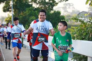 BIB: 6045, 3798, 6035
                            <button type="button" onclick="openModal(6399225)" class="btn btn-primary btn-sm float-right btn-popup" data-toggle="modal" data-target=".modal-high-quality">
                        <i class="fas fa-shopping-cart"></i> Add to Cart
                    </button>
                                            <button type="button" onclick="isThisMe(6399225, true)" class="btn btn-success btn-sm float-right btn-popup btn-isme hidden" data-toggle="tooltip" data-placement="bottom" title="นี่คือรูปของคุณใช่ไหม คลิกที่นี่เพื่อเอาเข้าอัลบั้ม">
                        <i class="fas fa-plus"></i> Add to album
                    </button>
                    <button type="button" onclick="isThisMe(6399225, false)" class="btn btn-warning btn-sm float-right btn-popup btn-isnotme hidden">
                        <i class="fas fa-ban"></i> Remove from album
                    </button>