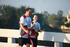 BIB: 706, 7321
                            <button type="button" onclick="openModal(6403455)" class="btn btn-primary btn-sm float-right btn-popup" data-toggle="modal" data-target=".modal-high-quality">
                        <i class="fas fa-shopping-cart"></i> Add to Cart
                    </button>
                                            <button type="button" onclick="isThisMe(6403455, true)" class="btn btn-success btn-sm float-right btn-popup btn-isme hidden" data-toggle="tooltip" data-placement="bottom" title="นี่คือรูปของคุณใช่ไหม คลิกที่นี่เพื่อเอาเข้าอัลบั้ม">
                        <i class="fas fa-plus"></i> Add to album
                    </button>
                    <button type="button" onclick="isThisMe(6403455, false)" class="btn btn-warning btn-sm float-right btn-popup btn-isnotme hidden">
                        <i class="fas fa-ban"></i> Remove from album
                    </button>