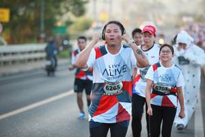 BIB: 670, 6265
                            <button type="button" onclick="openModal(6393911)" class="btn btn-primary btn-sm float-right btn-popup" data-toggle="modal" data-target=".modal-high-quality">
                        <i class="fas fa-shopping-cart"></i> Add to Cart
                    </button>
                                            <button type="button" onclick="isThisMe(6393911, true)" class="btn btn-success btn-sm float-right btn-popup btn-isme hidden" data-toggle="tooltip" data-placement="bottom" title="นี่คือรูปของคุณใช่ไหม คลิกที่นี่เพื่อเอาเข้าอัลบั้ม">
                        <i class="fas fa-plus"></i> Add to album
                    </button>
                    <button type="button" onclick="isThisMe(6393911, false)" class="btn btn-warning btn-sm float-right btn-popup btn-isnotme hidden">
                        <i class="fas fa-ban"></i> Remove from album
                    </button>