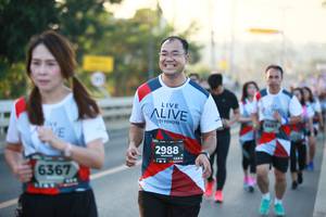 BIB: 2988, 138, 6367
                            <button type="button" onclick="openModal(6399162)" class="btn btn-primary btn-sm float-right btn-popup" data-toggle="modal" data-target=".modal-high-quality">
                        <i class="fas fa-shopping-cart"></i> Add to Cart
                    </button>
                                            <button type="button" onclick="isThisMe(6399162, true)" class="btn btn-success btn-sm float-right btn-popup btn-isme hidden" data-toggle="tooltip" data-placement="bottom" title="นี่คือรูปของคุณใช่ไหม คลิกที่นี่เพื่อเอาเข้าอัลบั้ม">
                        <i class="fas fa-plus"></i> Add to album
                    </button>
                    <button type="button" onclick="isThisMe(6399162, false)" class="btn btn-warning btn-sm float-right btn-popup btn-isnotme hidden">
                        <i class="fas fa-ban"></i> Remove from album
                    </button>