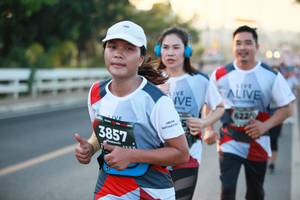 BIB: 622, 3857
                            <button type="button" onclick="openModal(6394285)" class="btn btn-primary btn-sm float-right btn-popup" data-toggle="modal" data-target=".modal-high-quality">
                        <i class="fas fa-shopping-cart"></i> Add to Cart
                    </button>
                                            <button type="button" onclick="isThisMe(6394285, true)" class="btn btn-success btn-sm float-right btn-popup btn-isme hidden" data-toggle="tooltip" data-placement="bottom" title="นี่คือรูปของคุณใช่ไหม คลิกที่นี่เพื่อเอาเข้าอัลบั้ม">
                        <i class="fas fa-plus"></i> Add to album
                    </button>
                    <button type="button" onclick="isThisMe(6394285, false)" class="btn btn-warning btn-sm float-right btn-popup btn-isnotme hidden">
                        <i class="fas fa-ban"></i> Remove from album
                    </button>