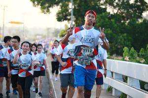 BIB: 7712, 765, 7827
                            <button type="button" onclick="openModal(6396903)" class="btn btn-primary btn-sm float-right btn-popup" data-toggle="modal" data-target=".modal-high-quality">
                        <i class="fas fa-shopping-cart"></i> Add to Cart
                    </button>
                                            <button type="button" onclick="isThisMe(6396903, true)" class="btn btn-success btn-sm float-right btn-popup btn-isme hidden" data-toggle="tooltip" data-placement="bottom" title="นี่คือรูปของคุณใช่ไหม คลิกที่นี่เพื่อเอาเข้าอัลบั้ม">
                        <i class="fas fa-plus"></i> Add to album
                    </button>
                    <button type="button" onclick="isThisMe(6396903, false)" class="btn btn-warning btn-sm float-right btn-popup btn-isnotme hidden">
                        <i class="fas fa-ban"></i> Remove from album
                    </button>