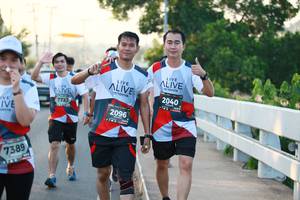 BIB: 2040, 7733, 2096, 7389
                            <button type="button" onclick="openModal(6396696)" class="btn btn-primary btn-sm float-right btn-popup" data-toggle="modal" data-target=".modal-high-quality">
                        <i class="fas fa-shopping-cart"></i> Add to Cart
                    </button>
                                            <button type="button" onclick="isThisMe(6396696, true)" class="btn btn-success btn-sm float-right btn-popup btn-isme hidden" data-toggle="tooltip" data-placement="bottom" title="นี่คือรูปของคุณใช่ไหม คลิกที่นี่เพื่อเอาเข้าอัลบั้ม">
                        <i class="fas fa-plus"></i> Add to album
                    </button>
                    <button type="button" onclick="isThisMe(6396696, false)" class="btn btn-warning btn-sm float-right btn-popup btn-isnotme hidden">
                        <i class="fas fa-ban"></i> Remove from album
                    </button>