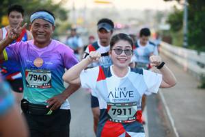 BIB: 7940, 7911
                            <button type="button" onclick="openModal(6392016)" class="btn btn-primary btn-sm float-right btn-popup" data-toggle="modal" data-target=".modal-high-quality">
                        <i class="fas fa-shopping-cart"></i> Add to Cart
                    </button>
                                            <button type="button" onclick="isThisMe(6392016, true)" class="btn btn-success btn-sm float-right btn-popup btn-isme hidden" data-toggle="tooltip" data-placement="bottom" title="นี่คือรูปของคุณใช่ไหม คลิกที่นี่เพื่อเอาเข้าอัลบั้ม">
                        <i class="fas fa-plus"></i> Add to album
                    </button>
                    <button type="button" onclick="isThisMe(6392016, false)" class="btn btn-warning btn-sm float-right btn-popup btn-isnotme hidden">
                        <i class="fas fa-ban"></i> Remove from album
                    </button>