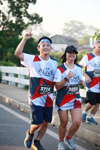 BIB: 605, 3650, 3718
                            <button type="button" onclick="openModal(6403192)" class="btn btn-primary btn-sm float-right btn-popup" data-toggle="modal" data-target=".modal-high-quality">
                        <i class="fas fa-shopping-cart"></i> Add to Cart
                    </button>
                                            <button type="button" onclick="isThisMe(6403192, true)" class="btn btn-success btn-sm float-right btn-popup btn-isme hidden" data-toggle="tooltip" data-placement="bottom" title="นี่คือรูปของคุณใช่ไหม คลิกที่นี่เพื่อเอาเข้าอัลบั้ม">
                        <i class="fas fa-plus"></i> Add to album
                    </button>
                    <button type="button" onclick="isThisMe(6403192, false)" class="btn btn-warning btn-sm float-right btn-popup btn-isnotme hidden">
                        <i class="fas fa-ban"></i> Remove from album
                    </button>