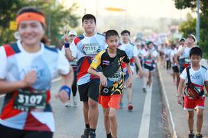 BIB: 7111, 6555, 3107
                            <button type="button" onclick="openModal(6396397)" class="btn btn-primary btn-sm float-right btn-popup" data-toggle="modal" data-target=".modal-high-quality">
                        <i class="fas fa-shopping-cart"></i> Add to Cart
                    </button>
                                            <button type="button" onclick="isThisMe(6396397, true)" class="btn btn-success btn-sm float-right btn-popup btn-isme hidden" data-toggle="tooltip" data-placement="bottom" title="นี่คือรูปของคุณใช่ไหม คลิกที่นี่เพื่อเอาเข้าอัลบั้ม">
                        <i class="fas fa-plus"></i> Add to album
                    </button>
                    <button type="button" onclick="isThisMe(6396397, false)" class="btn btn-warning btn-sm float-right btn-popup btn-isnotme hidden">
                        <i class="fas fa-ban"></i> Remove from album
                    </button>