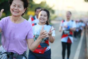 BIB: 
                            <button type="button" onclick="openModal(6400329)" class="btn btn-primary btn-sm float-right btn-popup" data-toggle="modal" data-target=".modal-high-quality">
                        <i class="fas fa-shopping-cart"></i> Add to Cart
                    </button>
                                            <button type="button" onclick="isThisMe(6400329, true)" class="btn btn-success btn-sm float-right btn-popup btn-isme hidden" data-toggle="tooltip" data-placement="bottom" title="นี่คือรูปของคุณใช่ไหม คลิกที่นี่เพื่อเอาเข้าอัลบั้ม">
                        <i class="fas fa-plus"></i> Add to album
                    </button>
                    <button type="button" onclick="isThisMe(6400329, false)" class="btn btn-warning btn-sm float-right btn-popup btn-isnotme hidden">
                        <i class="fas fa-ban"></i> Remove from album
                    </button>