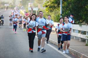 BIB: 6389, 6216, 6393
                            <button type="button" onclick="openModal(6402833)" class="btn btn-primary btn-sm float-right btn-popup" data-toggle="modal" data-target=".modal-high-quality">
                        <i class="fas fa-shopping-cart"></i> Add to Cart
                    </button>
                                            <button type="button" onclick="isThisMe(6402833, true)" class="btn btn-success btn-sm float-right btn-popup btn-isme hidden" data-toggle="tooltip" data-placement="bottom" title="นี่คือรูปของคุณใช่ไหม คลิกที่นี่เพื่อเอาเข้าอัลบั้ม">
                        <i class="fas fa-plus"></i> Add to album
                    </button>
                    <button type="button" onclick="isThisMe(6402833, false)" class="btn btn-warning btn-sm float-right btn-popup btn-isnotme hidden">
                        <i class="fas fa-ban"></i> Remove from album
                    </button>