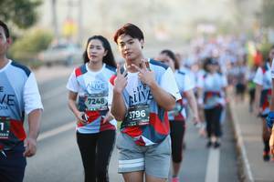 BIB: 7248, 3796, 128
                            <button type="button" onclick="openModal(6398384)" class="btn btn-primary btn-sm float-right btn-popup" data-toggle="modal" data-target=".modal-high-quality">
                        <i class="fas fa-shopping-cart"></i> Add to Cart
                    </button>
                                            <button type="button" onclick="isThisMe(6398384, true)" class="btn btn-success btn-sm float-right btn-popup btn-isme hidden" data-toggle="tooltip" data-placement="bottom" title="นี่คือรูปของคุณใช่ไหม คลิกที่นี่เพื่อเอาเข้าอัลบั้ม">
                        <i class="fas fa-plus"></i> Add to album
                    </button>
                    <button type="button" onclick="isThisMe(6398384, false)" class="btn btn-warning btn-sm float-right btn-popup btn-isnotme hidden">
                        <i class="fas fa-ban"></i> Remove from album
                    </button>