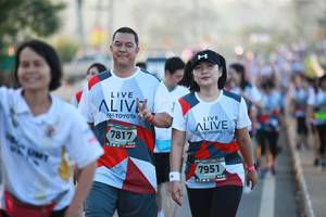 BIB: 7817, 7951
                            <button type="button" onclick="openModal(6398510)" class="btn btn-primary btn-sm float-right btn-popup" data-toggle="modal" data-target=".modal-high-quality">
                        <i class="fas fa-shopping-cart"></i> Add to Cart
                    </button>
                                            <button type="button" onclick="isThisMe(6398510, true)" class="btn btn-success btn-sm float-right btn-popup btn-isme hidden" data-toggle="tooltip" data-placement="bottom" title="นี่คือรูปของคุณใช่ไหม คลิกที่นี่เพื่อเอาเข้าอัลบั้ม">
                        <i class="fas fa-plus"></i> Add to album
                    </button>
                    <button type="button" onclick="isThisMe(6398510, false)" class="btn btn-warning btn-sm float-right btn-popup btn-isnotme hidden">
                        <i class="fas fa-ban"></i> Remove from album
                    </button>