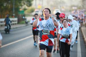 BIB: 6265, 6702
                            <button type="button" onclick="openModal(6393906)" class="btn btn-primary btn-sm float-right btn-popup" data-toggle="modal" data-target=".modal-high-quality">
                        <i class="fas fa-shopping-cart"></i> Add to Cart
                    </button>
                                            <button type="button" onclick="isThisMe(6393906, true)" class="btn btn-success btn-sm float-right btn-popup btn-isme hidden" data-toggle="tooltip" data-placement="bottom" title="นี่คือรูปของคุณใช่ไหม คลิกที่นี่เพื่อเอาเข้าอัลบั้ม">
                        <i class="fas fa-plus"></i> Add to album
                    </button>
                    <button type="button" onclick="isThisMe(6393906, false)" class="btn btn-warning btn-sm float-right btn-popup btn-isnotme hidden">
                        <i class="fas fa-ban"></i> Remove from album
                    </button>