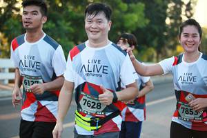 BIB: 612, 7628, 7855
                            <button type="button" onclick="openModal(6397053)" class="btn btn-primary btn-sm float-right btn-popup" data-toggle="modal" data-target=".modal-high-quality">
                        <i class="fas fa-shopping-cart"></i> Add to Cart
                    </button>
                                            <button type="button" onclick="isThisMe(6397053, true)" class="btn btn-success btn-sm float-right btn-popup btn-isme hidden" data-toggle="tooltip" data-placement="bottom" title="นี่คือรูปของคุณใช่ไหม คลิกที่นี่เพื่อเอาเข้าอัลบั้ม">
                        <i class="fas fa-plus"></i> Add to album
                    </button>
                    <button type="button" onclick="isThisMe(6397053, false)" class="btn btn-warning btn-sm float-right btn-popup btn-isnotme hidden">
                        <i class="fas fa-ban"></i> Remove from album
                    </button>