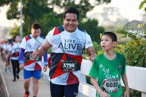 BIB: 3798, 6035
                            <button type="button" onclick="openModal(6399224)" class="btn btn-primary btn-sm float-right btn-popup" data-toggle="modal" data-target=".modal-high-quality">
                        <i class="fas fa-shopping-cart"></i> Add to Cart
                    </button>
                                            <button type="button" onclick="isThisMe(6399224, true)" class="btn btn-success btn-sm float-right btn-popup btn-isme hidden" data-toggle="tooltip" data-placement="bottom" title="นี่คือรูปของคุณใช่ไหม คลิกที่นี่เพื่อเอาเข้าอัลบั้ม">
                        <i class="fas fa-plus"></i> Add to album
                    </button>
                    <button type="button" onclick="isThisMe(6399224, false)" class="btn btn-warning btn-sm float-right btn-popup btn-isnotme hidden">
                        <i class="fas fa-ban"></i> Remove from album
                    </button>