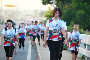 BIB: 6457, 6938, 6381
                            <button type="button" onclick="openModal(6398938)" class="btn btn-primary btn-sm float-right btn-popup" data-toggle="modal" data-target=".modal-high-quality">
                        <i class="fas fa-shopping-cart"></i> Add to Cart
                    </button>
                                            <button type="button" onclick="isThisMe(6398938, true)" class="btn btn-success btn-sm float-right btn-popup btn-isme hidden" data-toggle="tooltip" data-placement="bottom" title="นี่คือรูปของคุณใช่ไหม คลิกที่นี่เพื่อเอาเข้าอัลบั้ม">
                        <i class="fas fa-plus"></i> Add to album
                    </button>
                    <button type="button" onclick="isThisMe(6398938, false)" class="btn btn-warning btn-sm float-right btn-popup btn-isnotme hidden">
                        <i class="fas fa-ban"></i> Remove from album
                    </button>