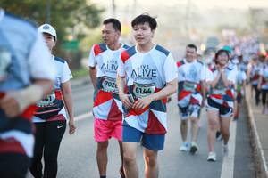 BIB: 702, 6144
                            <button type="button" onclick="openModal(6396426)" class="btn btn-primary btn-sm float-right btn-popup" data-toggle="modal" data-target=".modal-high-quality">
                        <i class="fas fa-shopping-cart"></i> Add to Cart
                    </button>
                                            <button type="button" onclick="isThisMe(6396426, true)" class="btn btn-success btn-sm float-right btn-popup btn-isme hidden" data-toggle="tooltip" data-placement="bottom" title="นี่คือรูปของคุณใช่ไหม คลิกที่นี่เพื่อเอาเข้าอัลบั้ม">
                        <i class="fas fa-plus"></i> Add to album
                    </button>
                    <button type="button" onclick="isThisMe(6396426, false)" class="btn btn-warning btn-sm float-right btn-popup btn-isnotme hidden">
                        <i class="fas fa-ban"></i> Remove from album
                    </button>