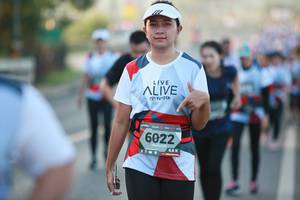 BIB: 6022
                            <button type="button" onclick="openModal(6399387)" class="btn btn-primary btn-sm float-right btn-popup" data-toggle="modal" data-target=".modal-high-quality">
                        <i class="fas fa-shopping-cart"></i> Add to Cart
                    </button>
                                            <button type="button" onclick="isThisMe(6399387, true)" class="btn btn-success btn-sm float-right btn-popup btn-isme hidden" data-toggle="tooltip" data-placement="bottom" title="นี่คือรูปของคุณใช่ไหม คลิกที่นี่เพื่อเอาเข้าอัลบั้ม">
                        <i class="fas fa-plus"></i> Add to album
                    </button>
                    <button type="button" onclick="isThisMe(6399387, false)" class="btn btn-warning btn-sm float-right btn-popup btn-isnotme hidden">
                        <i class="fas fa-ban"></i> Remove from album
                    </button>