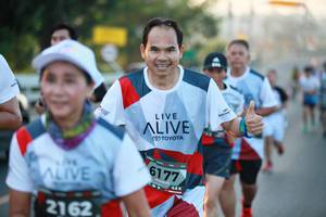 BIB: 6177, 2162
                            <button type="button" onclick="openModal(6391789)" class="btn btn-primary btn-sm float-right btn-popup" data-toggle="modal" data-target=".modal-high-quality">
                        <i class="fas fa-shopping-cart"></i> Add to Cart
                    </button>
                                            <button type="button" onclick="isThisMe(6391789, true)" class="btn btn-success btn-sm float-right btn-popup btn-isme hidden" data-toggle="tooltip" data-placement="bottom" title="นี่คือรูปของคุณใช่ไหม คลิกที่นี่เพื่อเอาเข้าอัลบั้ม">
                        <i class="fas fa-plus"></i> Add to album
                    </button>
                    <button type="button" onclick="isThisMe(6391789, false)" class="btn btn-warning btn-sm float-right btn-popup btn-isnotme hidden">
                        <i class="fas fa-ban"></i> Remove from album
                    </button>