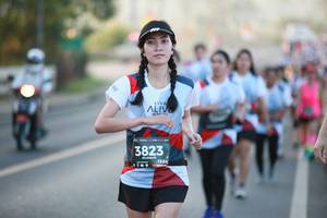 BIB: 3823, 
                            <button type="button" onclick="openModal(6399578)" class="btn btn-primary btn-sm float-right btn-popup" data-toggle="modal" data-target=".modal-high-quality">
                        <i class="fas fa-shopping-cart"></i> Add to Cart
                    </button>
                                            <button type="button" onclick="isThisMe(6399578, true)" class="btn btn-success btn-sm float-right btn-popup btn-isme hidden" data-toggle="tooltip" data-placement="bottom" title="นี่คือรูปของคุณใช่ไหม คลิกที่นี่เพื่อเอาเข้าอัลบั้ม">
                        <i class="fas fa-plus"></i> Add to album
                    </button>
                    <button type="button" onclick="isThisMe(6399578, false)" class="btn btn-warning btn-sm float-right btn-popup btn-isnotme hidden">
                        <i class="fas fa-ban"></i> Remove from album
                    </button>