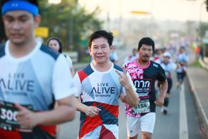 BIB: 154, 300
                            <button type="button" onclick="openModal(6391682)" class="btn btn-primary btn-sm float-right btn-popup" data-toggle="modal" data-target=".modal-high-quality">
                        <i class="fas fa-shopping-cart"></i> Add to Cart
                    </button>
                                            <button type="button" onclick="isThisMe(6391682, true)" class="btn btn-success btn-sm float-right btn-popup btn-isme hidden" data-toggle="tooltip" data-placement="bottom" title="นี่คือรูปของคุณใช่ไหม คลิกที่นี่เพื่อเอาเข้าอัลบั้ม">
                        <i class="fas fa-plus"></i> Add to album
                    </button>
                    <button type="button" onclick="isThisMe(6391682, false)" class="btn btn-warning btn-sm float-right btn-popup btn-isnotme hidden">
                        <i class="fas fa-ban"></i> Remove from album
                    </button>