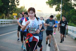 BIB: 7350
                            <button type="button" onclick="openModal(6396210)" class="btn btn-primary btn-sm float-right btn-popup" data-toggle="modal" data-target=".modal-high-quality">
                        <i class="fas fa-shopping-cart"></i> Add to Cart
                    </button>
                                            <button type="button" onclick="isThisMe(6396210, true)" class="btn btn-success btn-sm float-right btn-popup btn-isme hidden" data-toggle="tooltip" data-placement="bottom" title="นี่คือรูปของคุณใช่ไหม คลิกที่นี่เพื่อเอาเข้าอัลบั้ม">
                        <i class="fas fa-plus"></i> Add to album
                    </button>
                    <button type="button" onclick="isThisMe(6396210, false)" class="btn btn-warning btn-sm float-right btn-popup btn-isnotme hidden">
                        <i class="fas fa-ban"></i> Remove from album
                    </button>