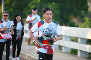 BIB: 353, 7653
                            <button type="button" onclick="openModal(6402939)" class="btn btn-primary btn-sm float-right btn-popup" data-toggle="modal" data-target=".modal-high-quality">
                        <i class="fas fa-shopping-cart"></i> Add to Cart
                    </button>
                                            <button type="button" onclick="isThisMe(6402939, true)" class="btn btn-success btn-sm float-right btn-popup btn-isme hidden" data-toggle="tooltip" data-placement="bottom" title="นี่คือรูปของคุณใช่ไหม คลิกที่นี่เพื่อเอาเข้าอัลบั้ม">
                        <i class="fas fa-plus"></i> Add to album
                    </button>
                    <button type="button" onclick="isThisMe(6402939, false)" class="btn btn-warning btn-sm float-right btn-popup btn-isnotme hidden">
                        <i class="fas fa-ban"></i> Remove from album
                    </button>