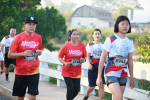 BIB: 2010, 7181, 209, 6742, 6145
                            <button type="button" onclick="openModal(6402475)" class="btn btn-primary btn-sm float-right btn-popup" data-toggle="modal" data-target=".modal-high-quality">
                        <i class="fas fa-shopping-cart"></i> Add to Cart
                    </button>
                                            <button type="button" onclick="isThisMe(6402475, true)" class="btn btn-success btn-sm float-right btn-popup btn-isme hidden" data-toggle="tooltip" data-placement="bottom" title="นี่คือรูปของคุณใช่ไหม คลิกที่นี่เพื่อเอาเข้าอัลบั้ม">
                        <i class="fas fa-plus"></i> Add to album
                    </button>
                    <button type="button" onclick="isThisMe(6402475, false)" class="btn btn-warning btn-sm float-right btn-popup btn-isnotme hidden">
                        <i class="fas fa-ban"></i> Remove from album
                    </button>