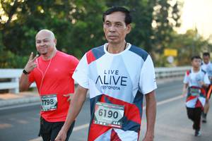 BIB: 7798, 6190
                            <button type="button" onclick="openModal(6397631)" class="btn btn-primary btn-sm float-right btn-popup" data-toggle="modal" data-target=".modal-high-quality">
                        <i class="fas fa-shopping-cart"></i> Add to Cart
                    </button>
                                            <button type="button" onclick="isThisMe(6397631, true)" class="btn btn-success btn-sm float-right btn-popup btn-isme hidden" data-toggle="tooltip" data-placement="bottom" title="นี่คือรูปของคุณใช่ไหม คลิกที่นี่เพื่อเอาเข้าอัลบั้ม">
                        <i class="fas fa-plus"></i> Add to album
                    </button>
                    <button type="button" onclick="isThisMe(6397631, false)" class="btn btn-warning btn-sm float-right btn-popup btn-isnotme hidden">
                        <i class="fas fa-ban"></i> Remove from album
                    </button>