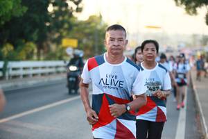 BIB: 487
                            <button type="button" onclick="openModal(6399548)" class="btn btn-primary btn-sm float-right btn-popup" data-toggle="modal" data-target=".modal-high-quality">
                        <i class="fas fa-shopping-cart"></i> Add to Cart
                    </button>
                                            <button type="button" onclick="isThisMe(6399548, true)" class="btn btn-success btn-sm float-right btn-popup btn-isme hidden" data-toggle="tooltip" data-placement="bottom" title="นี่คือรูปของคุณใช่ไหม คลิกที่นี่เพื่อเอาเข้าอัลบั้ม">
                        <i class="fas fa-plus"></i> Add to album
                    </button>
                    <button type="button" onclick="isThisMe(6399548, false)" class="btn btn-warning btn-sm float-right btn-popup btn-isnotme hidden">
                        <i class="fas fa-ban"></i> Remove from album
                    </button>