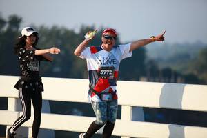 BIB: 910, 3772
                            <button type="button" onclick="openModal(6403869)" class="btn btn-primary btn-sm float-right btn-popup" data-toggle="modal" data-target=".modal-high-quality">
                        <i class="fas fa-shopping-cart"></i> Add to Cart
                    </button>
                                            <button type="button" onclick="isThisMe(6403869, true)" class="btn btn-success btn-sm float-right btn-popup btn-isme hidden" data-toggle="tooltip" data-placement="bottom" title="นี่คือรูปของคุณใช่ไหม คลิกที่นี่เพื่อเอาเข้าอัลบั้ม">
                        <i class="fas fa-plus"></i> Add to album
                    </button>
                    <button type="button" onclick="isThisMe(6403869, false)" class="btn btn-warning btn-sm float-right btn-popup btn-isnotme hidden">
                        <i class="fas fa-ban"></i> Remove from album
                    </button>