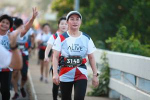 BIB: 3148, 
                            <button type="button" onclick="openModal(6396635)" class="btn btn-primary btn-sm float-right btn-popup" data-toggle="modal" data-target=".modal-high-quality">
                        <i class="fas fa-shopping-cart"></i> Add to Cart
                    </button>
                                            <button type="button" onclick="isThisMe(6396635, true)" class="btn btn-success btn-sm float-right btn-popup btn-isme hidden" data-toggle="tooltip" data-placement="bottom" title="นี่คือรูปของคุณใช่ไหม คลิกที่นี่เพื่อเอาเข้าอัลบั้ม">
                        <i class="fas fa-plus"></i> Add to album
                    </button>
                    <button type="button" onclick="isThisMe(6396635, false)" class="btn btn-warning btn-sm float-right btn-popup btn-isnotme hidden">
                        <i class="fas fa-ban"></i> Remove from album
                    </button>