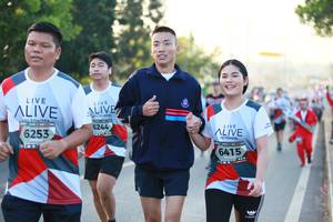 BIB: 6244, 6253, 6415
                            <button type="button" onclick="openModal(6402024)" class="btn btn-primary btn-sm float-right btn-popup" data-toggle="modal" data-target=".modal-high-quality">
                        <i class="fas fa-shopping-cart"></i> Add to Cart
                    </button>
                                            <button type="button" onclick="isThisMe(6402024, true)" class="btn btn-success btn-sm float-right btn-popup btn-isme hidden" data-toggle="tooltip" data-placement="bottom" title="นี่คือรูปของคุณใช่ไหม คลิกที่นี่เพื่อเอาเข้าอัลบั้ม">
                        <i class="fas fa-plus"></i> Add to album
                    </button>
                    <button type="button" onclick="isThisMe(6402024, false)" class="btn btn-warning btn-sm float-right btn-popup btn-isnotme hidden">
                        <i class="fas fa-ban"></i> Remove from album
                    </button>