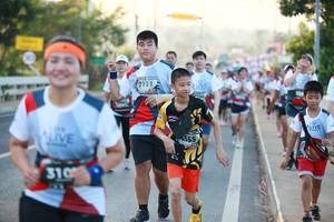 BIB: 7111, 6555, 310
                            <button type="button" onclick="openModal(6396391)" class="btn btn-primary btn-sm float-right btn-popup" data-toggle="modal" data-target=".modal-high-quality">
                        <i class="fas fa-shopping-cart"></i> Add to Cart
                    </button>
                                            <button type="button" onclick="isThisMe(6396391, true)" class="btn btn-success btn-sm float-right btn-popup btn-isme hidden" data-toggle="tooltip" data-placement="bottom" title="นี่คือรูปของคุณใช่ไหม คลิกที่นี่เพื่อเอาเข้าอัลบั้ม">
                        <i class="fas fa-plus"></i> Add to album
                    </button>
                    <button type="button" onclick="isThisMe(6396391, false)" class="btn btn-warning btn-sm float-right btn-popup btn-isnotme hidden">
                        <i class="fas fa-ban"></i> Remove from album
                    </button>