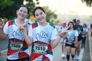 BIB: 7309, 7310
                            <button type="button" onclick="openModal(6399988)" class="btn btn-primary btn-sm float-right btn-popup" data-toggle="modal" data-target=".modal-high-quality">
                        <i class="fas fa-shopping-cart"></i> Add to Cart
                    </button>
                                            <button type="button" onclick="isThisMe(6399988, true)" class="btn btn-success btn-sm float-right btn-popup btn-isme hidden" data-toggle="tooltip" data-placement="bottom" title="นี่คือรูปของคุณใช่ไหม คลิกที่นี่เพื่อเอาเข้าอัลบั้ม">
                        <i class="fas fa-plus"></i> Add to album
                    </button>
                    <button type="button" onclick="isThisMe(6399988, false)" class="btn btn-warning btn-sm float-right btn-popup btn-isnotme hidden">
                        <i class="fas fa-ban"></i> Remove from album
                    </button>