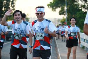 BIB: 2152, 7734, 7733
                            <button type="button" onclick="openModal(6396771)" class="btn btn-primary btn-sm float-right btn-popup" data-toggle="modal" data-target=".modal-high-quality">
                        <i class="fas fa-shopping-cart"></i> Add to Cart
                    </button>
                                            <button type="button" onclick="isThisMe(6396771, true)" class="btn btn-success btn-sm float-right btn-popup btn-isme hidden" data-toggle="tooltip" data-placement="bottom" title="นี่คือรูปของคุณใช่ไหม คลิกที่นี่เพื่อเอาเข้าอัลบั้ม">
                        <i class="fas fa-plus"></i> Add to album
                    </button>
                    <button type="button" onclick="isThisMe(6396771, false)" class="btn btn-warning btn-sm float-right btn-popup btn-isnotme hidden">
                        <i class="fas fa-ban"></i> Remove from album
                    </button>