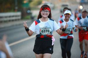 BIB: 6378, 178
                            <button type="button" onclick="openModal(6393616)" class="btn btn-primary btn-sm float-right btn-popup" data-toggle="modal" data-target=".modal-high-quality">
                        <i class="fas fa-shopping-cart"></i> Add to Cart
                    </button>
                                            <button type="button" onclick="isThisMe(6393616, true)" class="btn btn-success btn-sm float-right btn-popup btn-isme hidden" data-toggle="tooltip" data-placement="bottom" title="นี่คือรูปของคุณใช่ไหม คลิกที่นี่เพื่อเอาเข้าอัลบั้ม">
                        <i class="fas fa-plus"></i> Add to album
                    </button>
                    <button type="button" onclick="isThisMe(6393616, false)" class="btn btn-warning btn-sm float-right btn-popup btn-isnotme hidden">
                        <i class="fas fa-ban"></i> Remove from album
                    </button>