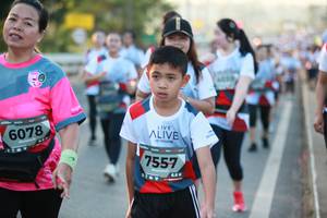 BIB: 6078, 7557
                            <button type="button" onclick="openModal(6400568)" class="btn btn-primary btn-sm float-right btn-popup" data-toggle="modal" data-target=".modal-high-quality">
                        <i class="fas fa-shopping-cart"></i> Add to Cart
                    </button>
                                            <button type="button" onclick="isThisMe(6400568, true)" class="btn btn-success btn-sm float-right btn-popup btn-isme hidden" data-toggle="tooltip" data-placement="bottom" title="นี่คือรูปของคุณใช่ไหม คลิกที่นี่เพื่อเอาเข้าอัลบั้ม">
                        <i class="fas fa-plus"></i> Add to album
                    </button>
                    <button type="button" onclick="isThisMe(6400568, false)" class="btn btn-warning btn-sm float-right btn-popup btn-isnotme hidden">
                        <i class="fas fa-ban"></i> Remove from album
                    </button>