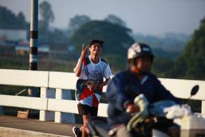 BIB: 6097
                            <button type="button" onclick="openModal(6403514)" class="btn btn-primary btn-sm float-right btn-popup" data-toggle="modal" data-target=".modal-high-quality">
                        <i class="fas fa-shopping-cart"></i> Add to Cart
                    </button>
                                            <button type="button" onclick="isThisMe(6403514, true)" class="btn btn-success btn-sm float-right btn-popup btn-isme hidden" data-toggle="tooltip" data-placement="bottom" title="นี่คือรูปของคุณใช่ไหม คลิกที่นี่เพื่อเอาเข้าอัลบั้ม">
                        <i class="fas fa-plus"></i> Add to album
                    </button>
                    <button type="button" onclick="isThisMe(6403514, false)" class="btn btn-warning btn-sm float-right btn-popup btn-isnotme hidden">
                        <i class="fas fa-ban"></i> Remove from album
                    </button>