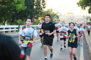 BIB: 6223, 2864, 322, 2976
                            <button type="button" onclick="openModal(6393073)" class="btn btn-primary btn-sm float-right btn-popup" data-toggle="modal" data-target=".modal-high-quality">
                        <i class="fas fa-shopping-cart"></i> Add to Cart
                    </button>
                                            <button type="button" onclick="isThisMe(6393073, true)" class="btn btn-success btn-sm float-right btn-popup btn-isme hidden" data-toggle="tooltip" data-placement="bottom" title="นี่คือรูปของคุณใช่ไหม คลิกที่นี่เพื่อเอาเข้าอัลบั้ม">
                        <i class="fas fa-plus"></i> Add to album
                    </button>
                    <button type="button" onclick="isThisMe(6393073, false)" class="btn btn-warning btn-sm float-right btn-popup btn-isnotme hidden">
                        <i class="fas fa-ban"></i> Remove from album
                    </button>