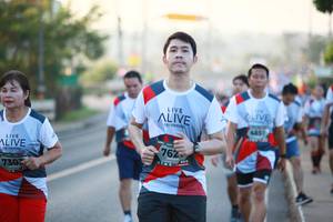 BIB: 762, 7302
                            <button type="button" onclick="openModal(6398369)" class="btn btn-primary btn-sm float-right btn-popup" data-toggle="modal" data-target=".modal-high-quality">
                        <i class="fas fa-shopping-cart"></i> Add to Cart
                    </button>
                                            <button type="button" onclick="isThisMe(6398369, true)" class="btn btn-success btn-sm float-right btn-popup btn-isme hidden" data-toggle="tooltip" data-placement="bottom" title="นี่คือรูปของคุณใช่ไหม คลิกที่นี่เพื่อเอาเข้าอัลบั้ม">
                        <i class="fas fa-plus"></i> Add to album
                    </button>
                    <button type="button" onclick="isThisMe(6398369, false)" class="btn btn-warning btn-sm float-right btn-popup btn-isnotme hidden">
                        <i class="fas fa-ban"></i> Remove from album
                    </button>