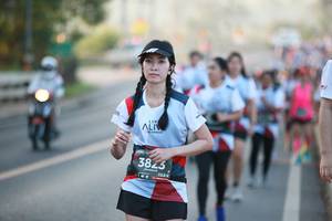 BIB: 3823, 124, 
                            <button type="button" onclick="openModal(6399573)" class="btn btn-primary btn-sm float-right btn-popup" data-toggle="modal" data-target=".modal-high-quality">
                        <i class="fas fa-shopping-cart"></i> Add to Cart
                    </button>
                                            <button type="button" onclick="isThisMe(6399573, true)" class="btn btn-success btn-sm float-right btn-popup btn-isme hidden" data-toggle="tooltip" data-placement="bottom" title="นี่คือรูปของคุณใช่ไหม คลิกที่นี่เพื่อเอาเข้าอัลบั้ม">
                        <i class="fas fa-plus"></i> Add to album
                    </button>
                    <button type="button" onclick="isThisMe(6399573, false)" class="btn btn-warning btn-sm float-right btn-popup btn-isnotme hidden">
                        <i class="fas fa-ban"></i> Remove from album
                    </button>