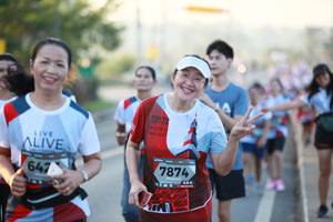 BIB: 7874, 647
                            <button type="button" onclick="openModal(6399842)" class="btn btn-primary btn-sm float-right btn-popup" data-toggle="modal" data-target=".modal-high-quality">
                        <i class="fas fa-shopping-cart"></i> Add to Cart
                    </button>
                                            <button type="button" onclick="isThisMe(6399842, true)" class="btn btn-success btn-sm float-right btn-popup btn-isme hidden" data-toggle="tooltip" data-placement="bottom" title="นี่คือรูปของคุณใช่ไหม คลิกที่นี่เพื่อเอาเข้าอัลบั้ม">
                        <i class="fas fa-plus"></i> Add to album
                    </button>
                    <button type="button" onclick="isThisMe(6399842, false)" class="btn btn-warning btn-sm float-right btn-popup btn-isnotme hidden">
                        <i class="fas fa-ban"></i> Remove from album
                    </button>